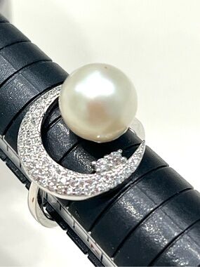 Genuine Pearl Crescent Moon 14KGP Ring